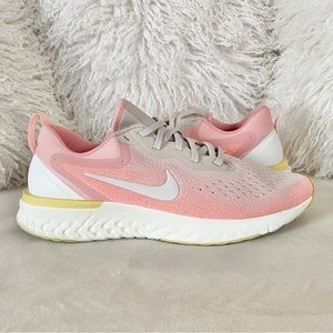 Nike Odyssey React Atomic Pink/Desert Sand/Sail/Lemon sz 9.5 women’s Like New